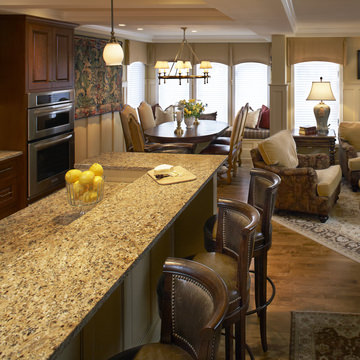 Grand Living on a Small Scale