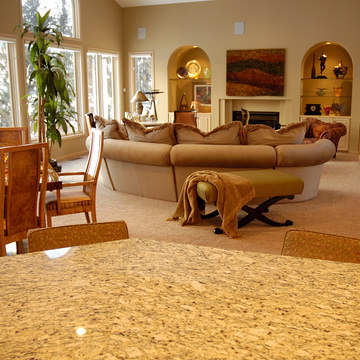 Contemporary Lakeside 